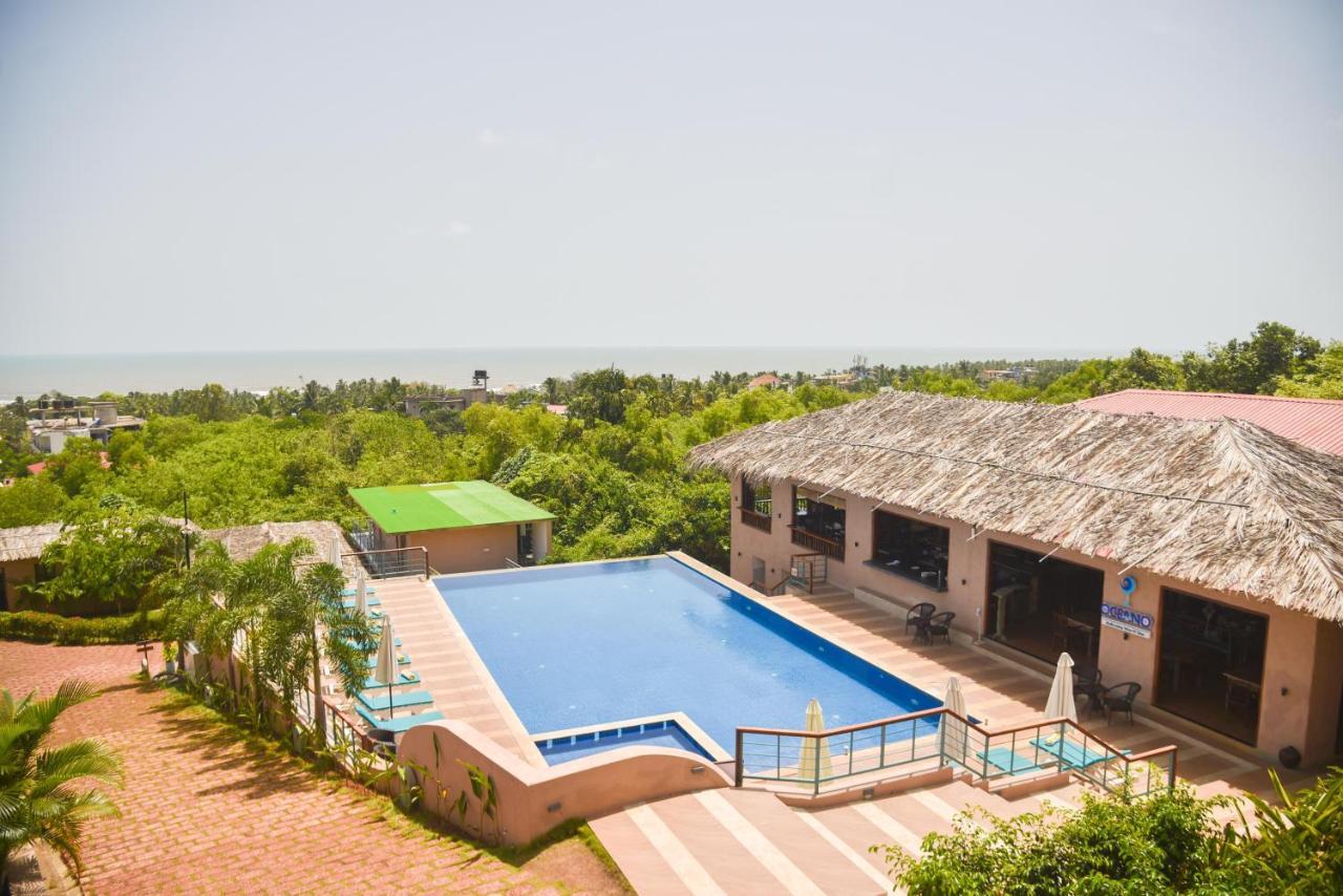 Oxygen Resorts Morjim, Goa Exterior photo